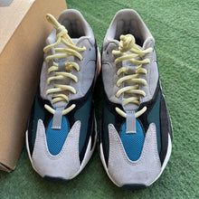Load image into Gallery viewer, Adidas Yeezy Wave Runner 700s Size 8
