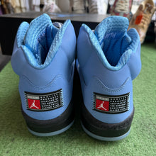 Load image into Gallery viewer, Jordan UNC 5s Size 11
