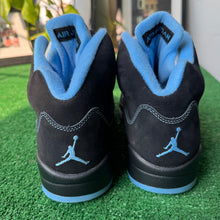 Load image into Gallery viewer, Jordan University Blue 5s Size 9

