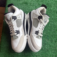 Load image into Gallery viewer, Jordan Military Black 4s Size 6.5Y
