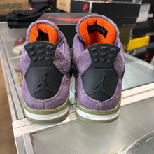 Load image into Gallery viewer, Jordan Canyon Purple 4s Size 10W/8.5M
