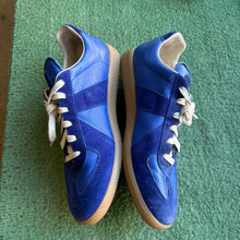 Load image into Gallery viewer, Maison Margiela Gats Size 44
