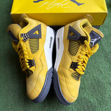 Load image into Gallery viewer, Jordan Lightning 4s Size 10.5
