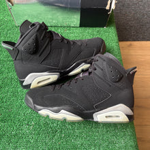 Load image into Gallery viewer, Jordan Chrome 6s Size 9.5
