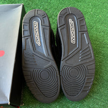 Load image into Gallery viewer, Jordan Black Cat 3s Size 10.5
