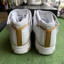 Load image into Gallery viewer, Nike LeBron Maccabi Zoom 2s Size 11.5
