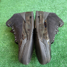 Load image into Gallery viewer, Jordan Black Cat 3s Size 11.5
