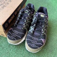 Load image into Gallery viewer, Nike Air Max Terrascapes Plus Size 9
