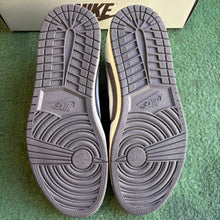 Load image into Gallery viewer, Jordan Travis Scott Reverse Mocha Low 1s Size 11

