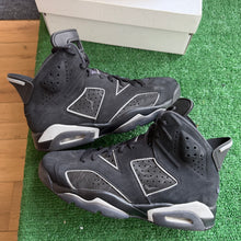 Load image into Gallery viewer, Jordan Cap And Gown 6s Size 8
