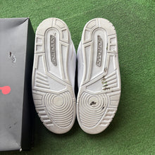 Load image into Gallery viewer, Jordan Pure Money 3s Size 11.5
