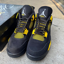 Load image into Gallery viewer, Jordan Thunder 4s Size 14
