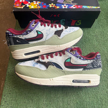 Load image into Gallery viewer, Nike CNCPTS Heavy Air Max 1s Size 9
