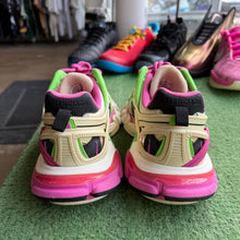 Load image into Gallery viewer, Balenciaga Track 2s Size 39
