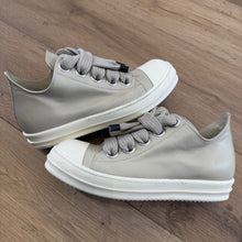 Load image into Gallery viewer, Rick Owens Jumbo Lace Ramones Size 41.5
