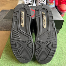 Load image into Gallery viewer, Jordan Black Cat 3s Size 9
