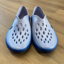 Load image into Gallery viewer, Nike Comet Blue ReactX Rejuven8s Size 13
