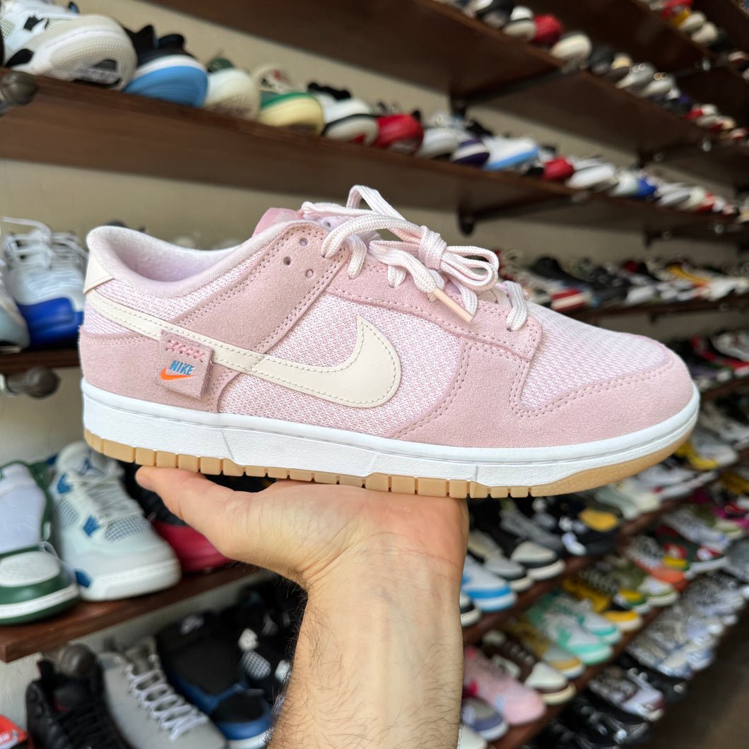 Nike Teddy Bear Low Dunks Size 11.5W/10M