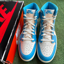 Load image into Gallery viewer, Jordan Reimagined UNC 1s Size 11

