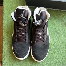 Load image into Gallery viewer, Jordan Moonlight 5s Size 10
