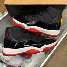 Load image into Gallery viewer, Jordan Bred 11s Size 10
