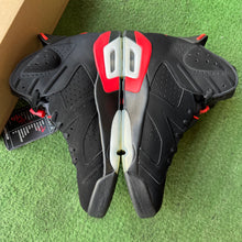 Load image into Gallery viewer, Jordan Infrared Salesman Sample 6s Size 10.5
