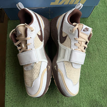 Load image into Gallery viewer, Nike Travis Scott Field Jaxx Size 11.5
