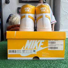 Load image into Gallery viewer, Nike University Gold Air Ships Size 12
