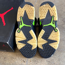 Load image into Gallery viewer, Jordan Electric Green 6s Size 9
