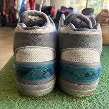 Load image into Gallery viewer, Nike LeBron Dark Grey Zoom Generations Size 11
