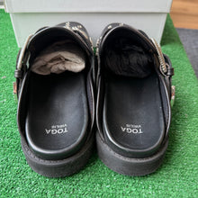 Load image into Gallery viewer, Toga Virilis Clogs Size 44
