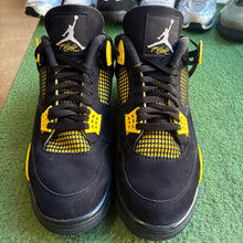 Load image into Gallery viewer, Jordan Thunder 4s Size 13
