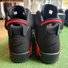 Load image into Gallery viewer, Jordan Black Infared 6s Size 9.5
