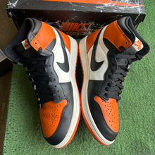 Load image into Gallery viewer, Jordan Shattered Backboard 1s Size 9.5
