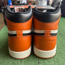Load image into Gallery viewer, Jordan Shattered Backboard 1s Size 9.5
