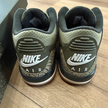 Load image into Gallery viewer, Jordan Family Affair 3s Size 5.5Y
