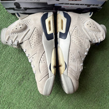 Load image into Gallery viewer, Jordan Georgetown 6s Size 10
