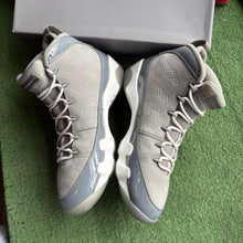Load image into Gallery viewer, Jordan Cool Grey 9s Size 11
