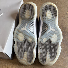 Load image into Gallery viewer, Jordan Cool Grey 11s Size 13
