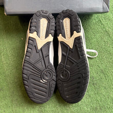 Load image into Gallery viewer, New Balance 550s Size 9.5
