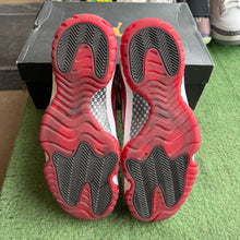 Load image into Gallery viewer, Jordan Gym Red Low 11 IEs Size 9.5
