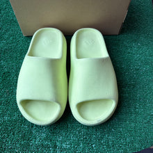 Load image into Gallery viewer, Yeezy Green Glow Slides Size 5
