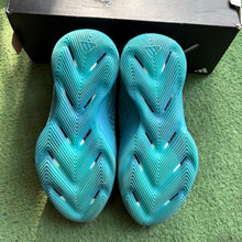 Load image into Gallery viewer, Adidas AE 1s Size 7
