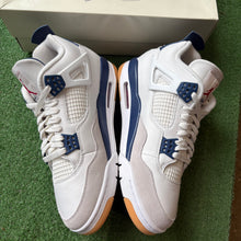 Load image into Gallery viewer, Jordan SB Midnight Navy 4s Size 10.5

