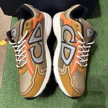 Load image into Gallery viewer, Dior B30s Size 46
