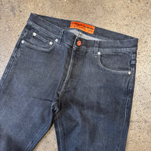 Load image into Gallery viewer, Heron Preston Denim Size 32

