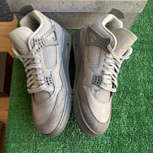Load image into Gallery viewer, Jordan Wet Cement 4s Size 11.5
