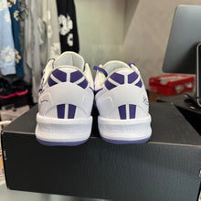 Load image into Gallery viewer, Nike Kobe Court Purple Protro 8s Size 10
