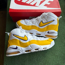 Load image into Gallery viewer, Nike Laker Air Max Uptempo 95s Size 10
