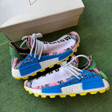 Load image into Gallery viewer, Adidas Pharrell Human Race Size 8
